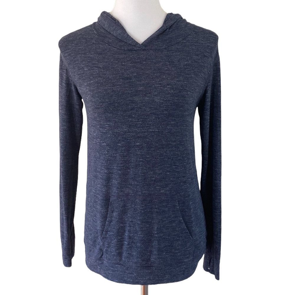 𝅺zella Blue Long Sleeve Hooded Tee